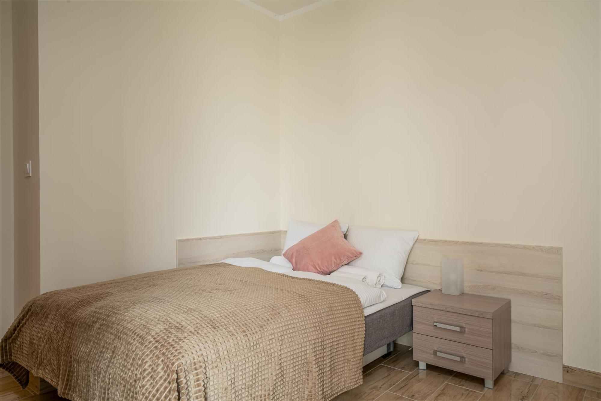 Rentplanet - Apartamenty Ksiecia Witolda Wrocław Eksteriør billede
